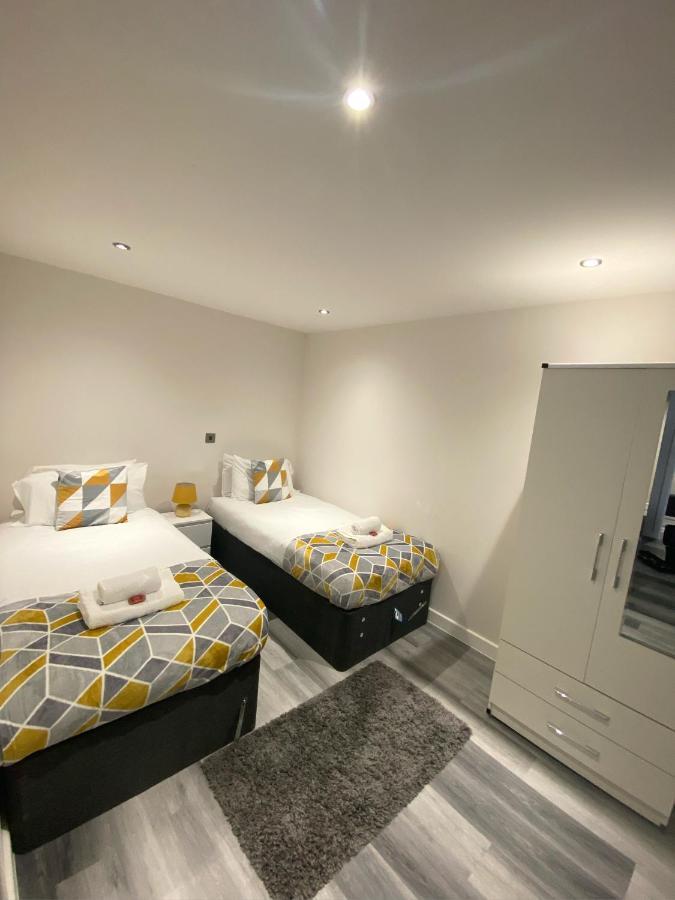 Vibrant 2 Bedroom Apartment - Bhx Airport Sheldon  Bagian luar foto